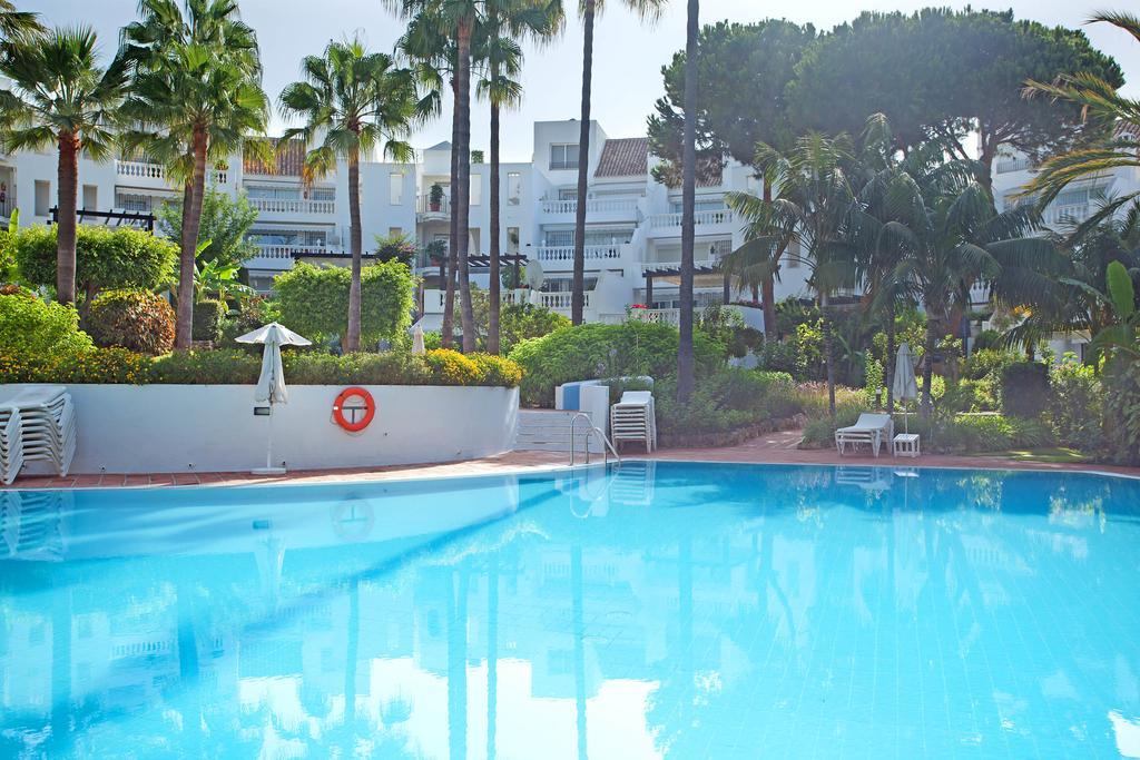 White Pearl Beach Elviria Марбелья Экстерьер фото