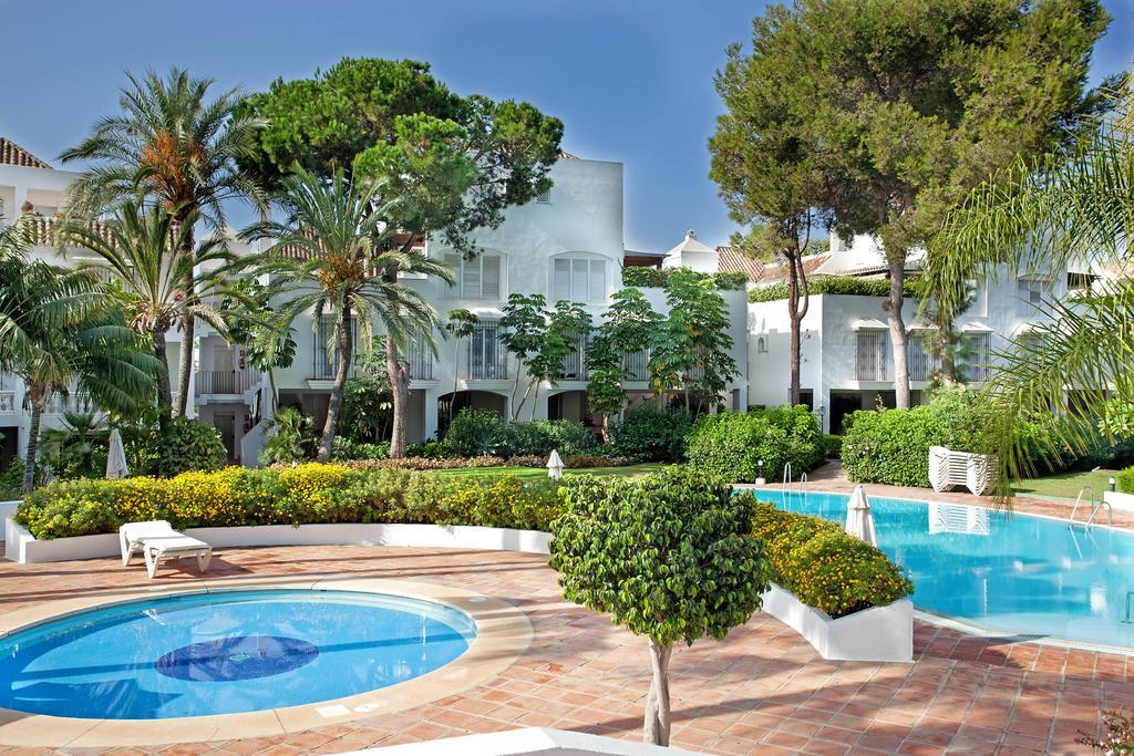 White Pearl Beach Elviria Марбелья Экстерьер фото